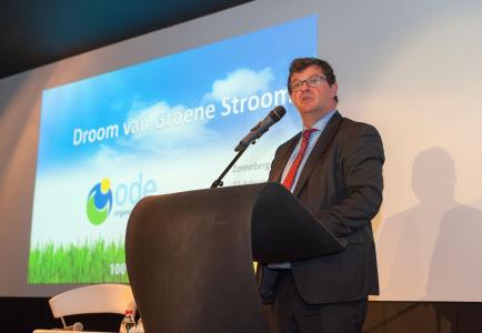 Minister Bart Tommelein beklemtoont belang van waterstoftechnologie op Zonneberg-Lampiris event in Gent