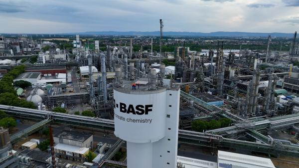 BASF Pioneers renewable ammonia production in Central Europe