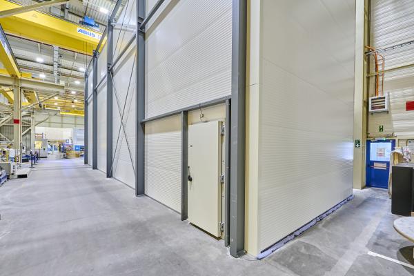 Sirris launches mobile climate chamber to test difficult-to-move machinery in  extreme conditions 