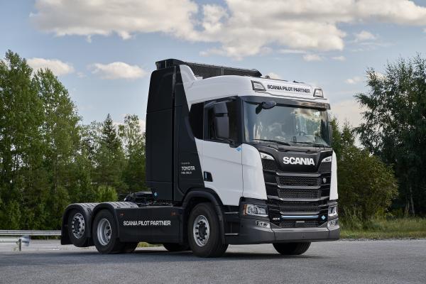 Toyota partners with Scania and Iveco to supply its third generation fuel cell technology for heavy duty trucks 