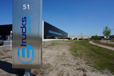 REVIVE workshop and factory tour at E-Trucks Europe