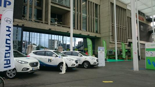 Waterstofauto’s en -bussen op wereldcongres ISWA in Antwerpen 