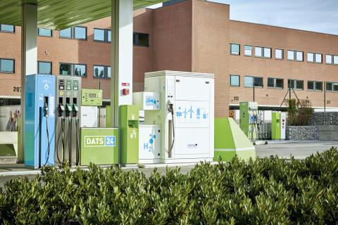 Expansion hydrogen station to public station 700 bar