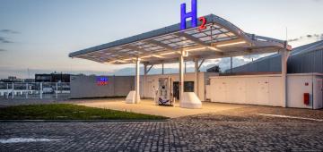 CMB.TECH opens world's first multimodal hydrogen refuelling station and presents hydrogen truck