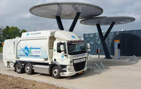 RAD rijdt proef met huisvuilwagen op waterstof van H2RenT