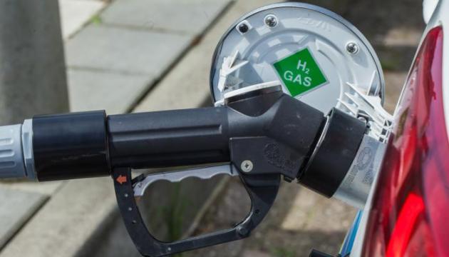 8 waterstoftankstations in de Benelux