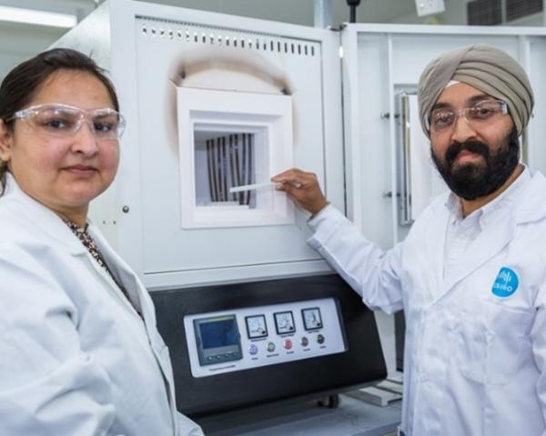 Super-efficient electrolyser makes hydrogen with 30% energy savings
