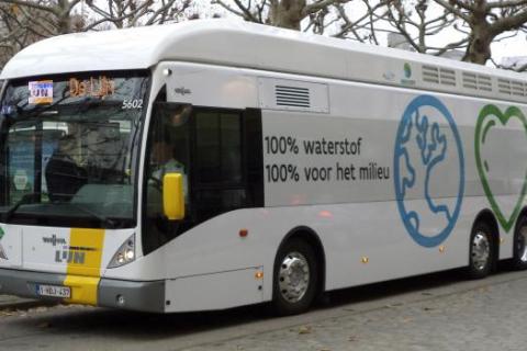 Demonstratie van 14 brandstofcelbussen in 4 Europese steden