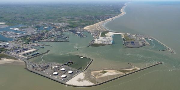 ‘Greenports’ bekijkt grootschalige waterstofproductie in havenomgeving  