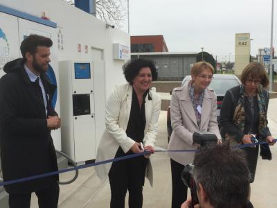 Minister van energie Annemie Turtelboom opent eerste Belgische publieke waterstoftankstation  