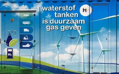 WaterstofNet presenteert nieuw mobiel waterstofvulpunt op NVRD Jaarcongres