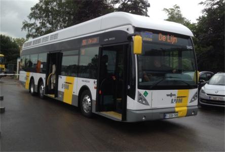 De Lijn stelt eerste waterstofbus voor