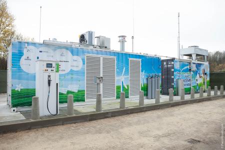 Waterstoftankstation op Automotive Campus in Helmond tijdelijk buiten gebruik